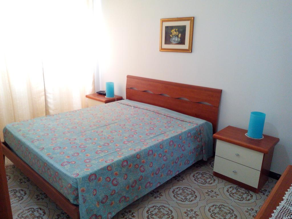 Appartamento Daniela SantʼAntìoco Buitenkant foto